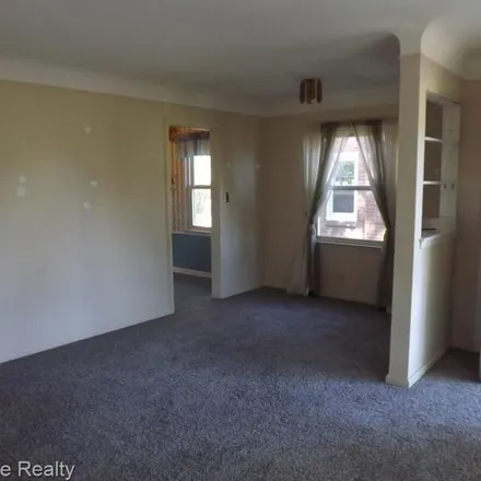 Image 8 - 15895 Fox Avenue, Redford Charter Township, MI 48239, USA - Apartment for rent