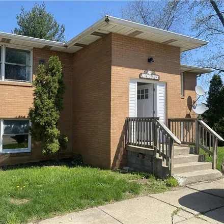 Rent this 1 bed townhouse on 171 Pikeview Road in Vermont Terrace, Weirton