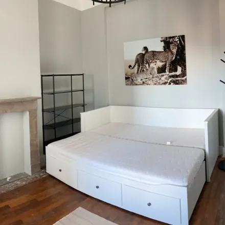 Rent this 3 bed room on Rue Vandernoot - Vandernootstraat 47 in 1080 Molenbeek-Saint-Jean - Sint-Jans-Molenbeek, Belgium