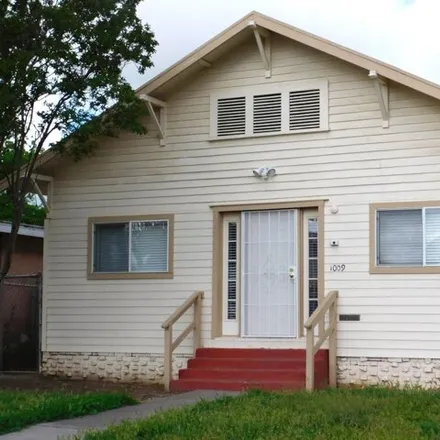 Rent this 2 bed house on 480 East Dennett Avenue in Fresno, CA 93728