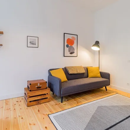 Rent this 4 bed apartment on Bötzowstraße 31 in 10407 Berlin, Germany