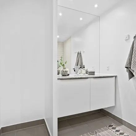 Rent this 4 bed apartment on Theodore Roosevelts Vej 15 in 2450 København SV, Denmark