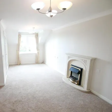 Buy this 1 bed apartment on Milward Court in Warwick Road, Reading