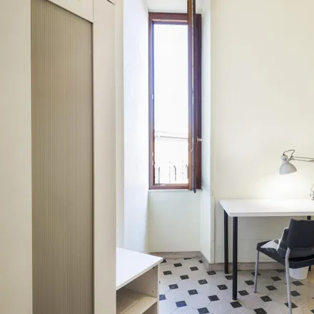 Image 2 - Vittorio Emanuele, Piazza Vittorio Emanuele Secondo, 00185 Rome RM, Italy - Room for rent