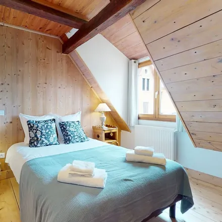 Rent this 2 bed apartment on 68230 Turckheim