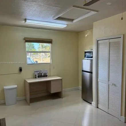 Image 4 - 2112 Southeast East Dunbrooke Circle, Port Saint Lucie, FL 34952, USA - Apartment for rent