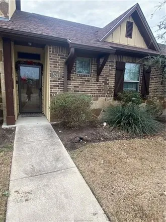 Image 3 - 3252 Airborne Avenue, Koppe, College Station, TX 77845, USA - Townhouse for rent