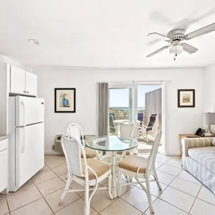 Image 2 - Beaverhead Street, East Hampton, Suffolk County, NY, USA - Apartment for sale