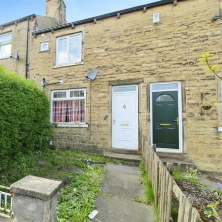 Buy this 3 bed townhouse on Hastings Avenue in Bradford, BD5 9PP