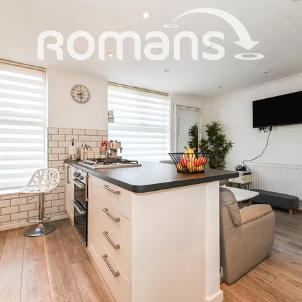 Image 3 - Coningsby, Easthampstead, RG12 7BE, United Kingdom - Room for rent
