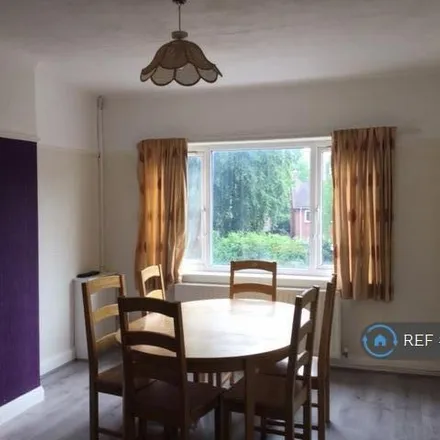 Rent this 4 bed apartment on Village Road in Heswall, CH60 8QN