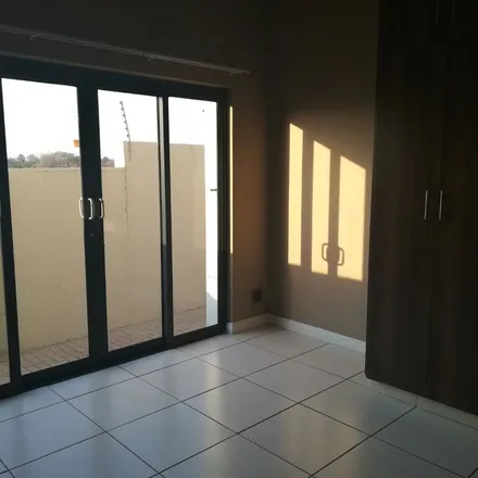 Image 4 - Road 2L, Govan Mbeki Ward 5, Secunda, 2302, South Africa - Apartment for rent