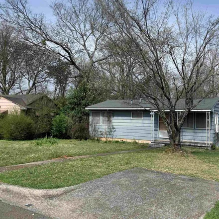 Buy this 3 bed house on 2208 Center Place in Birmingham, AL 35205