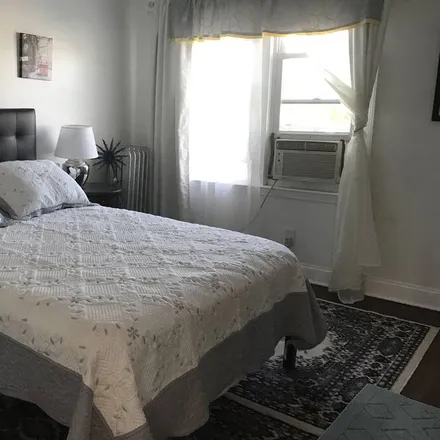 Rent this 1 bed house on North Bergen