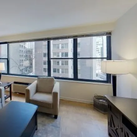 Image 1 - #5a,850 North Dewitt Place, Streeterville, Chicago - Apartment for sale