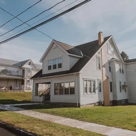 Buy this 7 bed house on Reed Alley in Knox, Clarion County