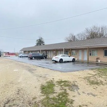 Image 1 - Hillcrest Motel, 207 Powers Road, Rochelle, IL 61068, USA - House for sale