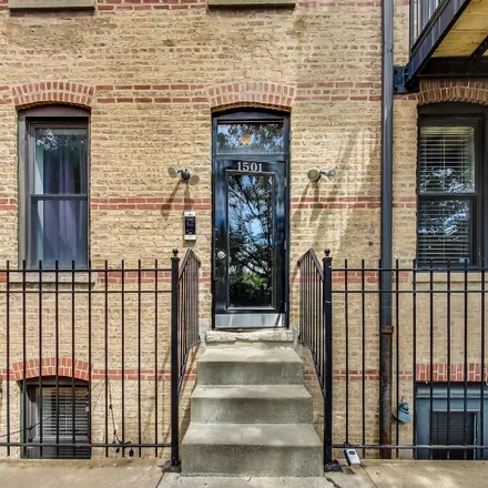 Image 3 - 1501 North Bosworth Avenue, Chicago, IL 60622, USA - House for sale