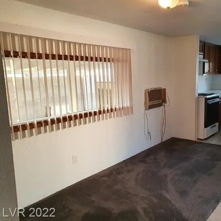 Image 7 - 6598 Gardenside Street, Las Vegas, NV 89131, USA - House for sale