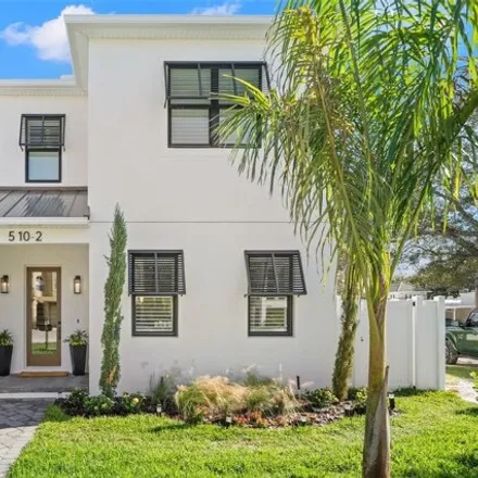 Buy this 5 bed townhouse on 576 Melville Avenue in Amelia, Tampa