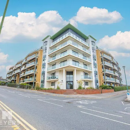 Image 1 - The Point, Sea Road, Bournemouth, BH5 1BG, United Kingdom - Apartment for rent