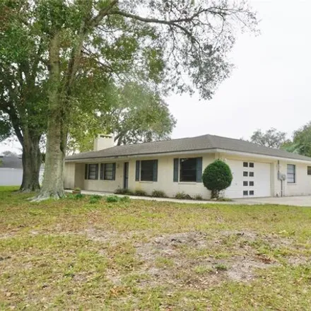 Rent this 3 bed house on 2038 Bradmoor Circle in Polk County, FL 33884