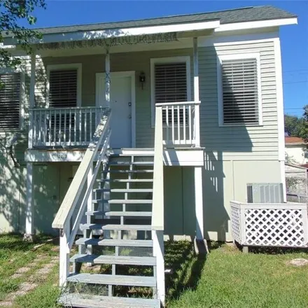 Rent this 2 bed house on 3746 Avenue O in Galveston, TX 77550
