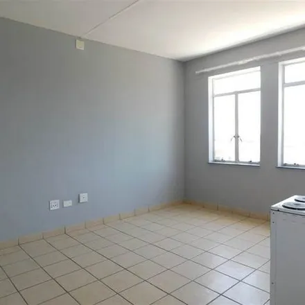 Image 5 - Bedford Avenue, Kleinfontein Lake, Benoni, 1500, South Africa - Apartment for rent