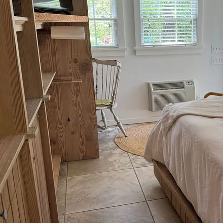 Rent this studio apartment on Nantucket