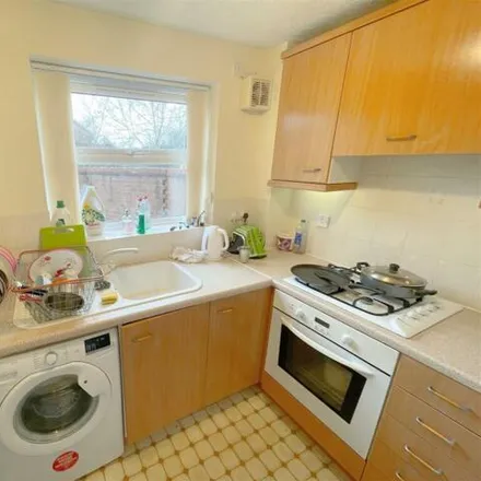 Image 2 - Yalts Brow, Milton Keynes, MK4 2JD, United Kingdom - Duplex for rent