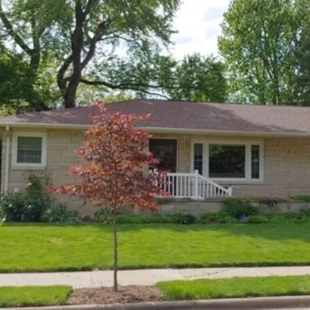 Buy this 3 bed house on 1643 South Grove Street in Urbana, IL 61801