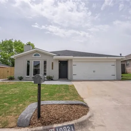 Rent this 3 bed house on 10921 Fandor Street in Fort Worth, TX 76108