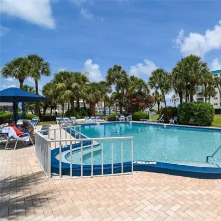 Image 3 - 10170 Imperial Point Drive South, Indian Spring Estates, Pinellas County, FL 33774, USA - Condo for sale