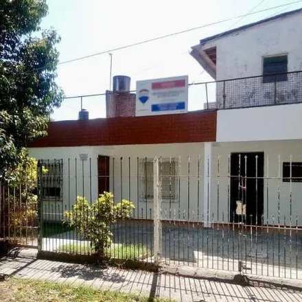 Buy this 3 bed house on Casimiro José Davaine in Santa Elena, 1664 Moreno