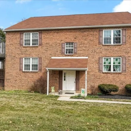 Image 2 - 633 West Springfield Road, Springfield Township, PA 19064, USA - Condo for sale