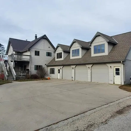 Buy this 3 bed house on 1144 6th Street in Algoma, WI 54201