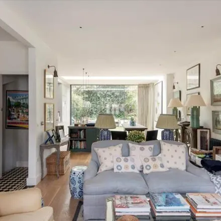 Image 3 - 19 Highlever Road, London, W10 6PT, United Kingdom - Townhouse for sale