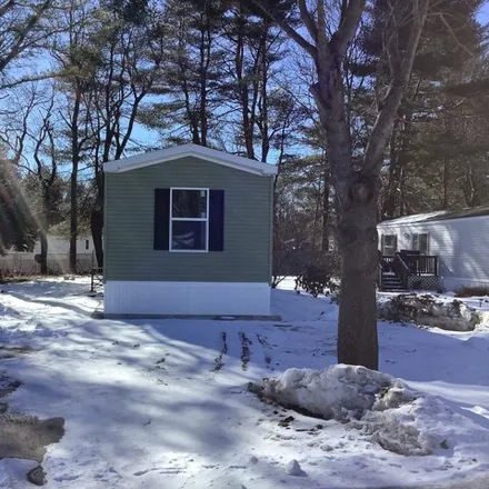 Buy this studio apartment on 10 Fairview Drive in Lisbon, ME 04250