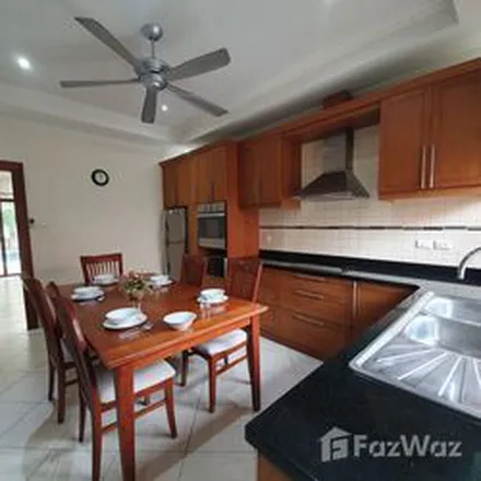 Rent this 3 bed apartment on unnamed road in Adare Gardens, Chon Buri Province 20260