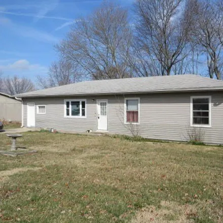 Buy this 3 bed house on 425 Wilson Way in Marshfield, MO 65706