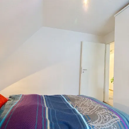 Rent this 2 bed apartment on Aschenbruch 24 in 45478 Mülheim an der Ruhr, Germany