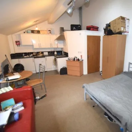 Image 2 - Furnival Works, Eyre Lane, The Heart of the City, Sheffield, S1 4RB, United Kingdom - Apartment for rent