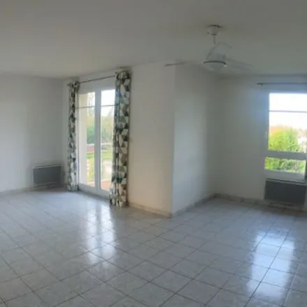 Rent this 3 bed apartment on 46 Place Aristide Briand in 59400 Cambrai, France