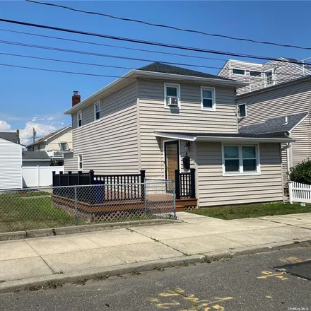Buy this 3 bed house on 4 John Street in Village of East Rockaway, NY 11518