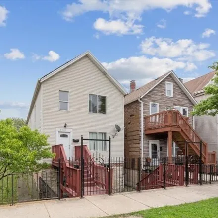 Buy this 9 bed house on 8737 South Houston Avenue in Chicago, IL 60617