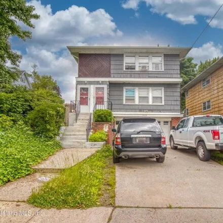 Buy this 6 bed house on 3825 Hylan Boulevard in New York, NY 10308