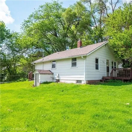 Buy this 2 bed house on 23 Hackley Avenue in Des Moines, IA 50315