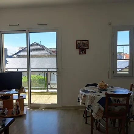 Rent this 2 bed apartment on 4 Place Albert Lemarignier in 14150 Ouistreham, France