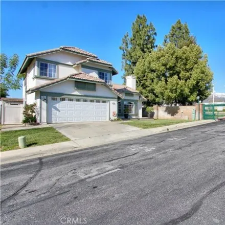 Image 3 - 34874 Tara Lane, Yucaipa, CA 92399, USA - House for sale