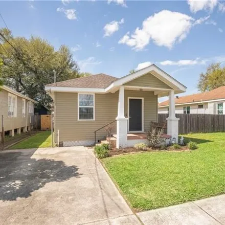 Image 2 - 510 Avenue B, Marrero, LA 70072, USA - House for sale